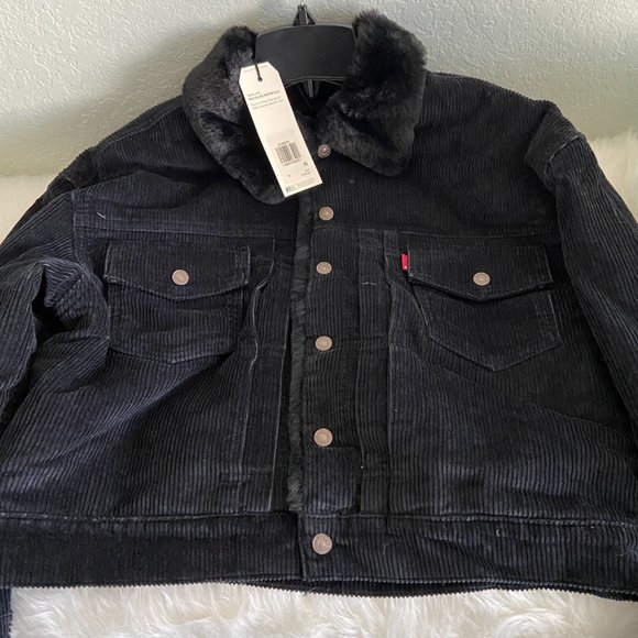 Levi's NWT Heritage Corduroy Sherpa Trucker Jacket in Black w/Black Faux Fur - Picture 8 of 8